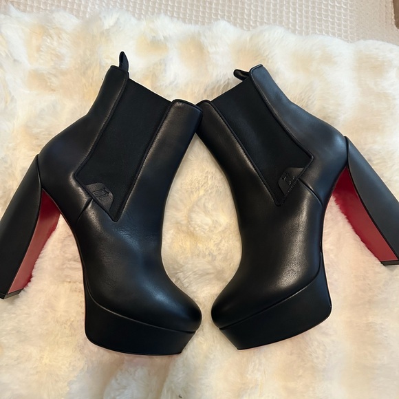Christian Louboutin bootie - Picture 7 of 8